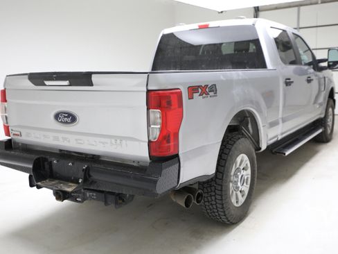 Used 2020 Ford F250 XL w/ STX Appearance Package image 4