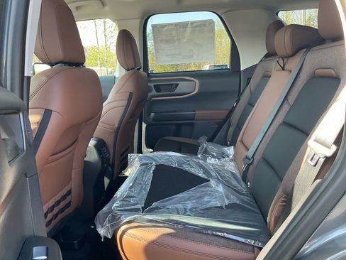 New 2026 Ford Bronco Sport Outer Banks w/ Outer Banks Tech Package+ AWD/4WD image 14