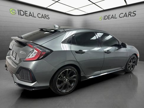 Used 2018 Honda Civic Sport Touring image 5