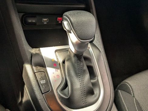 Used 2024 Kia Forte LXS FWD image 19