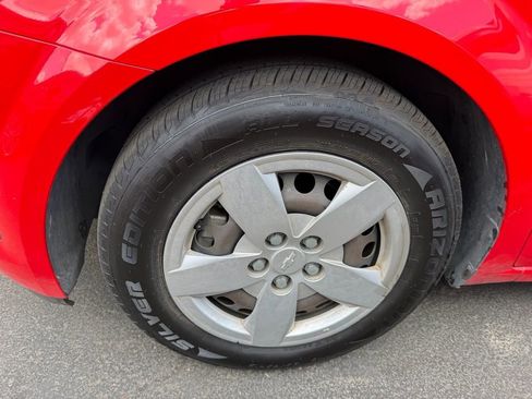 Used 2014 Chevrolet Sonic LS FWD image 7