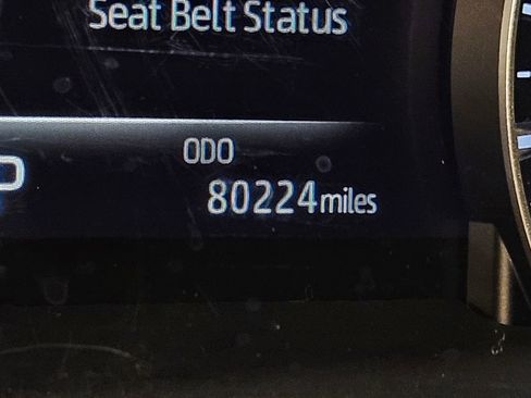 Used 2021 Toyota Highlander XLE image 30