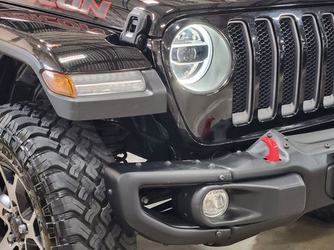 Used 2022 Jeep Wrangler Rubicon AWD/4WD image 14
