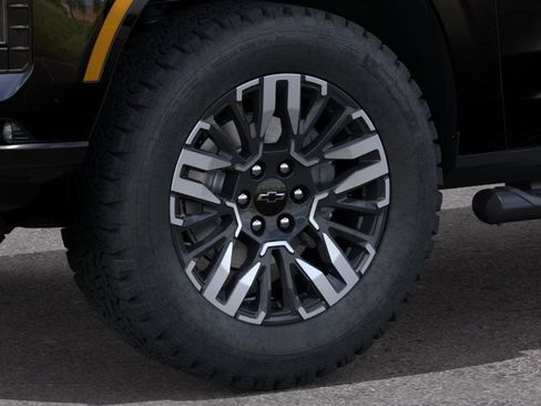 New 2026 Chevrolet Tahoe Z71 w/ Comfort Package AWD/4WD image 9