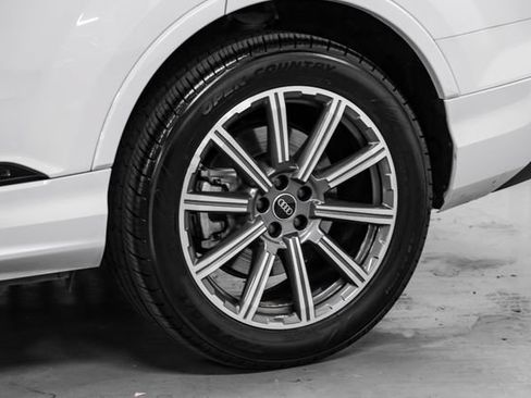 Used 2023 Audi Q7 3.0T Prestige w/ Prestige Package AWD/4WD image 56