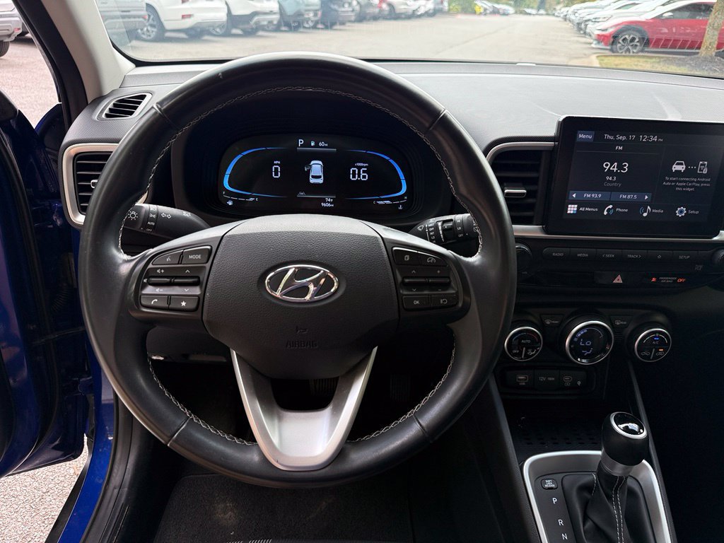 Certified 2026 Hyundai Venue SEL FWD image 11