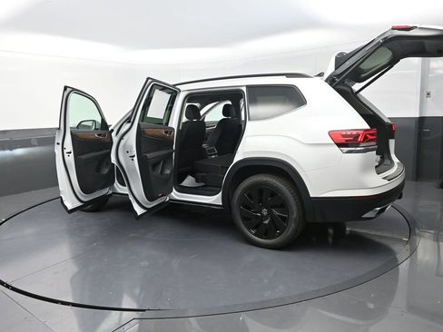 New 2026 Volkswagen Atlas SE image 33