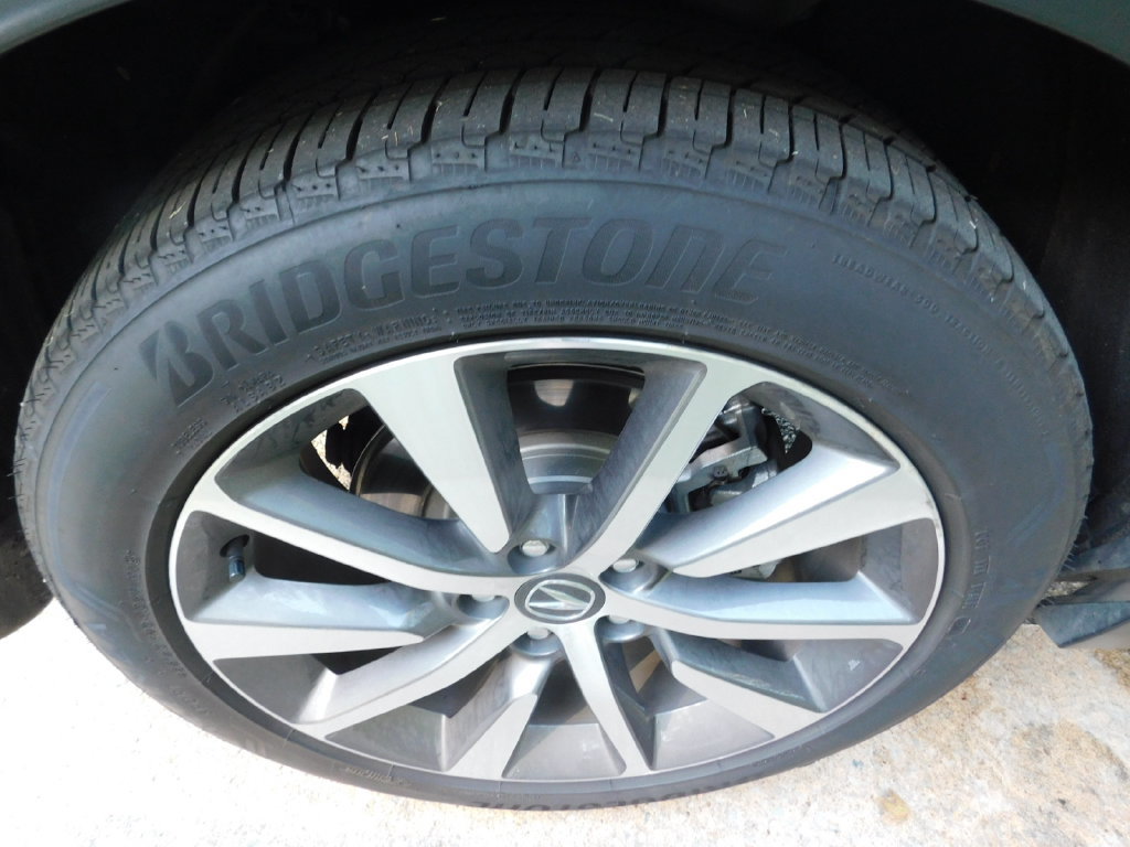 Used 2025 Acura MDX w/ Technology Package FWD image 7