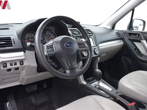 Used 2015 Subaru Forester 2.5i Premium AWD/4WD image 3