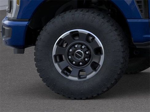 New 2026 Ford F250 Platinum w/ Tremor Off-Road Package image 19