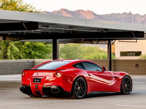 Used 2015 Ferrari F12 Berlinetta image 3