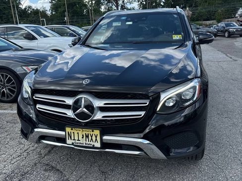 Used 2019 Mercedes-Benz GLC 300 4MATIC image 17