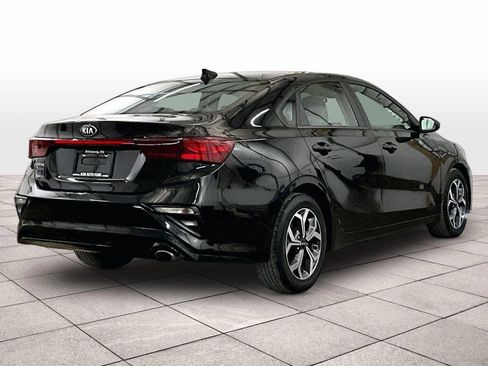 Used 2019 Kia Forte LXS FWD image 11
