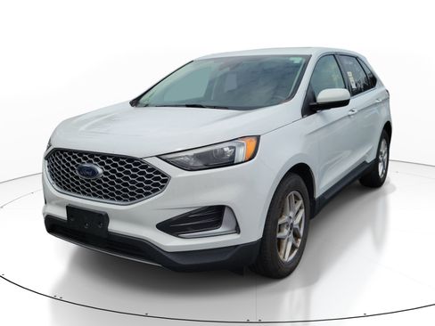 Used 2024 Ford Edge SEL AWD/4WD image 3