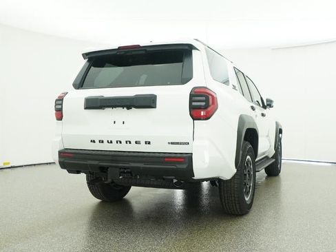 New 2026 Toyota 4Runner TRD Off-Road Premium AWD/4WD image 24