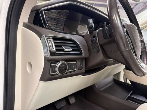 Used 2020 Lincoln Navigator Black Label AWD/4WD image 31