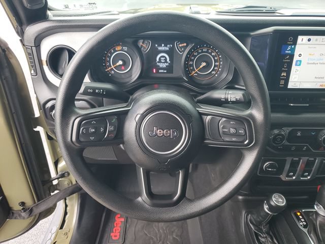 Used 2025 Jeep Wrangler Sport AWD/4WD image 27