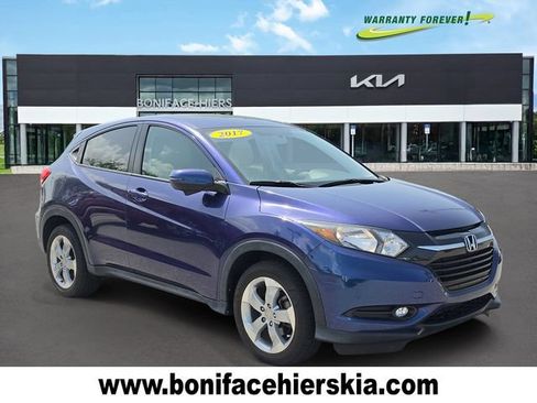 Used 2017 Honda HR-V EX image 1