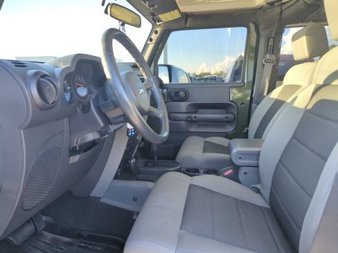 Used 2009 Jeep Wrangler X AWD/4WD image 10