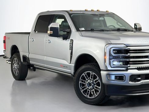 Used 2024 Ford F250 Limited w/ FX4 Off-Road Package AWD/4WD image 14