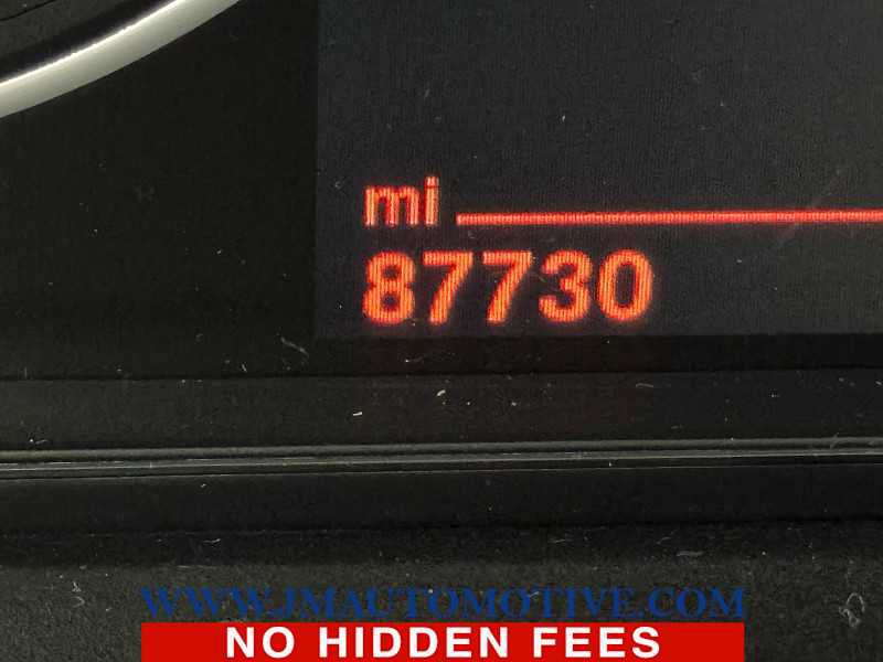 Used 2017 BMW 330i xDrive Sedan AWD/4WD image 22