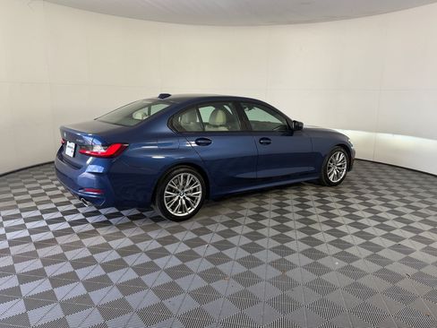 Used 2023 BMW 330i Sedan w/ Premium Package RWD image 9