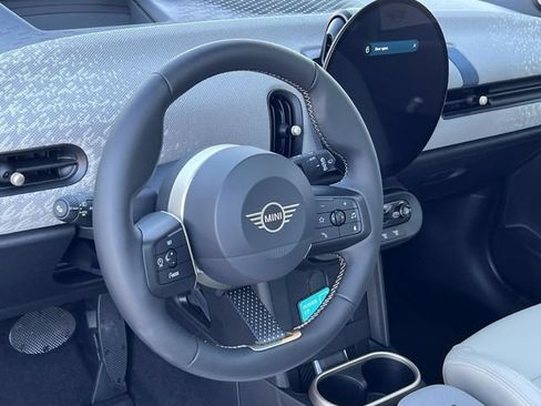Used 2026 MINI Cooper 2-Door Hardtop FWD image 13