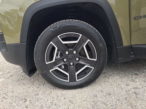 New 2026 Jeep Cherokee Laredo AWD/4WD image 27