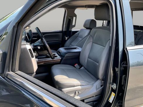 Used 2018 GMC Sierra 1500 SLT w/ SLT Premium Package AWD/4WD image 8