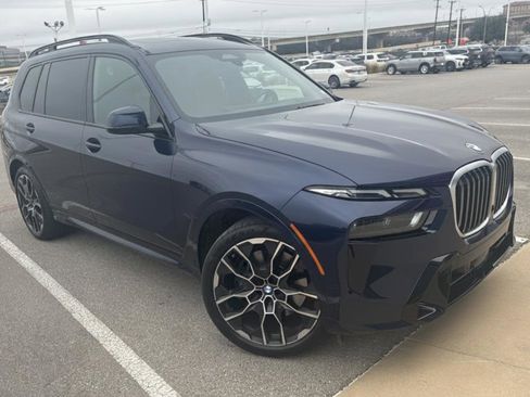 Certified 2024 BMW X7 xDrive40i w/ M Sport Package AWD/4WD image 3