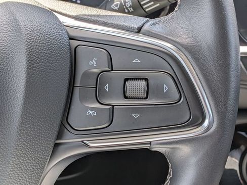 Used 2023 Buick Encore GX Essence w/ Experience Buick Package FWD image 19