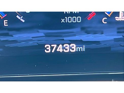 Certified 2025 Chevrolet Suburban Z71 AWD/4WD image 16