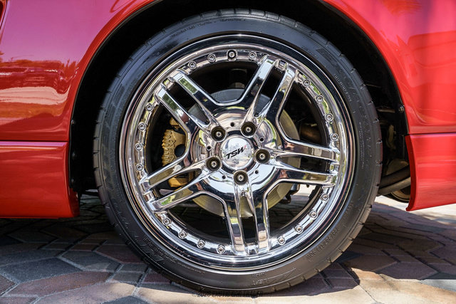 Used 2004 Acura NSX T RWD image 76