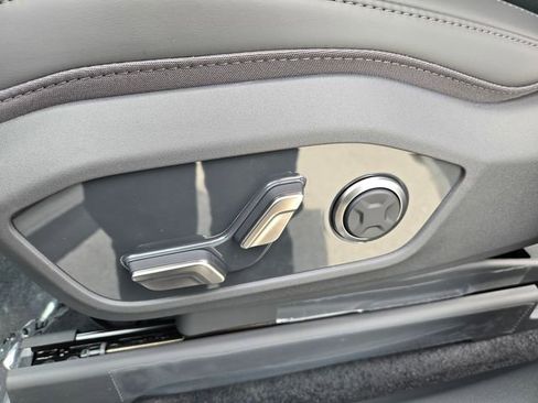 New 2026 Kia EV9 Wind image 24