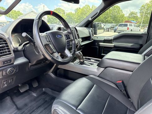 Used 2020 Ford F150 Raptor w/ Equipment Group 802A Luxury AWD/4WD image 32