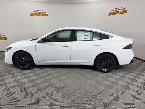 New 2026 Nissan Sentra SV w/ SV Convenience Package image 2