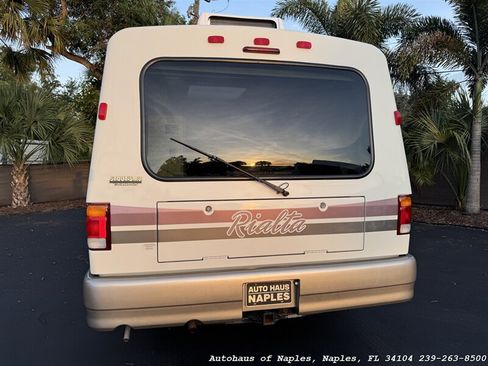 Used 1999 Volkswagen Eurovan FWD image 14