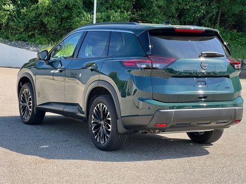 New 2026 Nissan Rogue Dark Armor AWD/4WD image 9