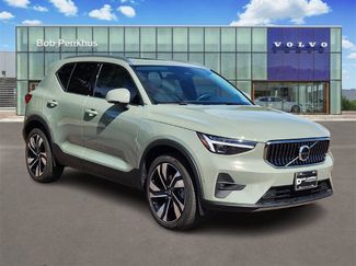 Used 2025 Volvo XC40 B5 Plus w/ Protection Package Premier image 1
