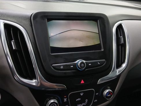 Used 2020 Chevrolet Equinox LT image 9