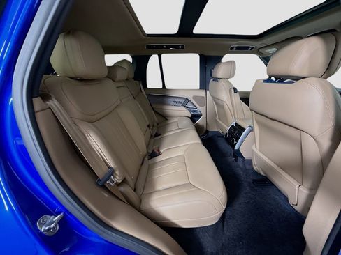 New 2026 Land Rover Range Rover SE AWD/4WD image 24
