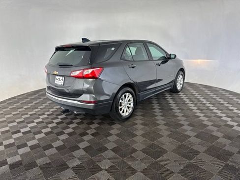 Used 2018 Chevrolet Equinox LS FWD image 7