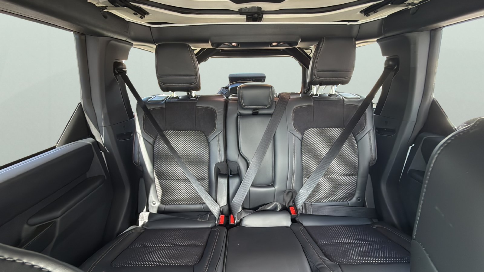 New 2026 Ford Bronco Raptor w/ Interior Carbon Fiber Pack AWD/4WD image 26