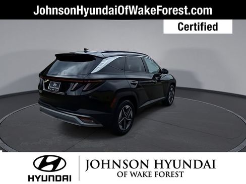 Used 2025 Hyundai Tucson SEL FWD image 8