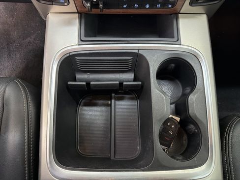 Used 2017 RAM 1500 Laramie w/ Convenience Group image 26