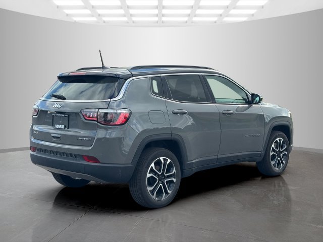 Certified 2024 Jeep Compass Limited AWD/4WD image 7