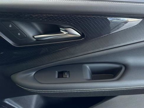 New 2025 Chevrolet Blazer EV LT image 20