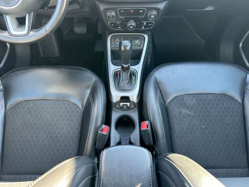 Used 2018 Jeep Compass Latitude w/ Popular Equipment Group image 30