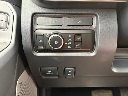 Used 2023 Ford F350 Lariat w/ FX4 Off-Road Package AWD/4WD image 21