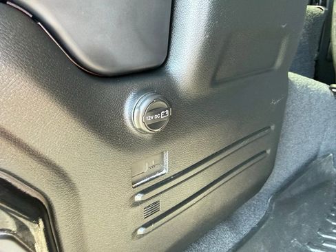 Used 2020 Jeep Wrangler Unlimited Rubicon w/ Steel Bumper Group AWD/4WD image 28